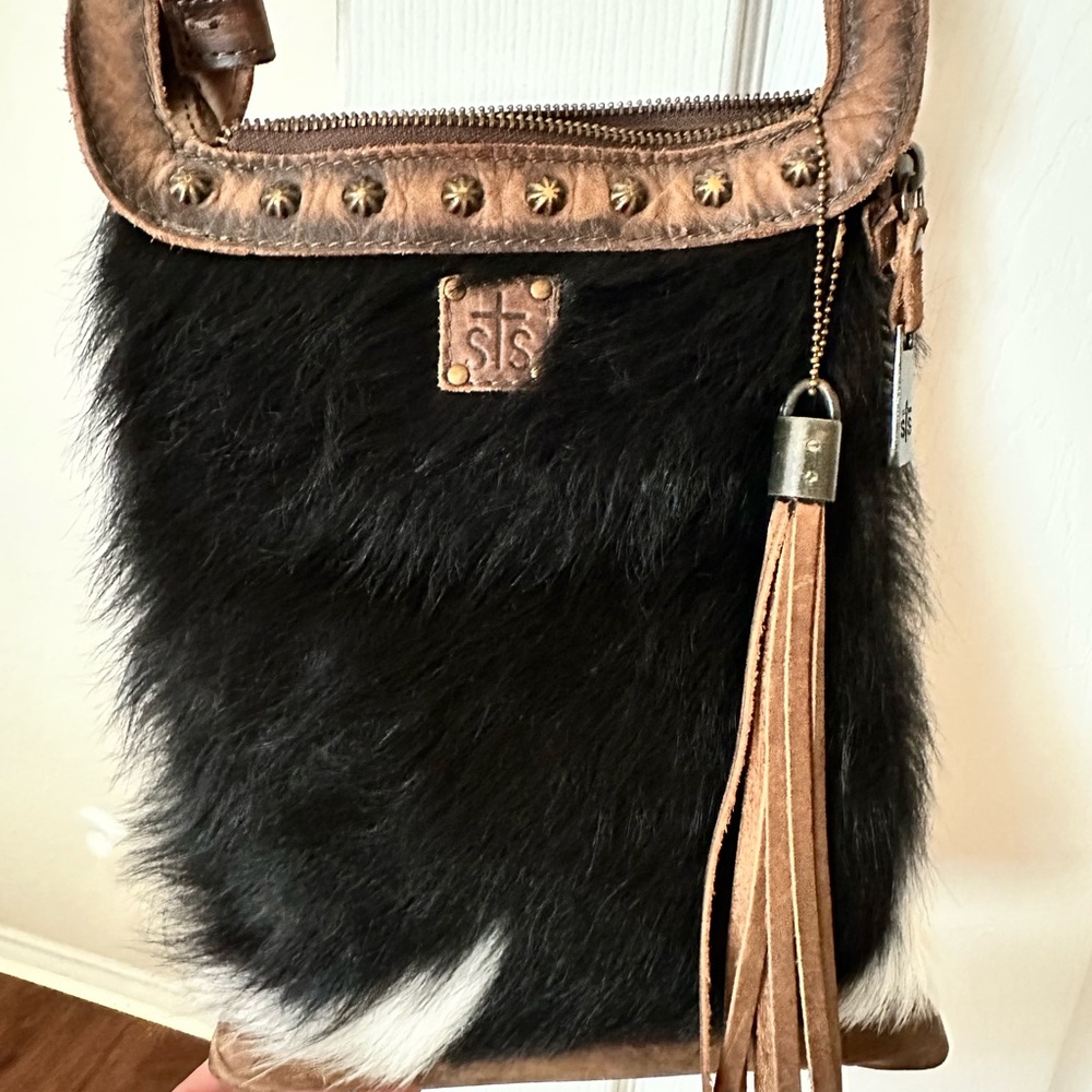 STS Ranch Cowhide Crossbody Purse Bag Western Boho